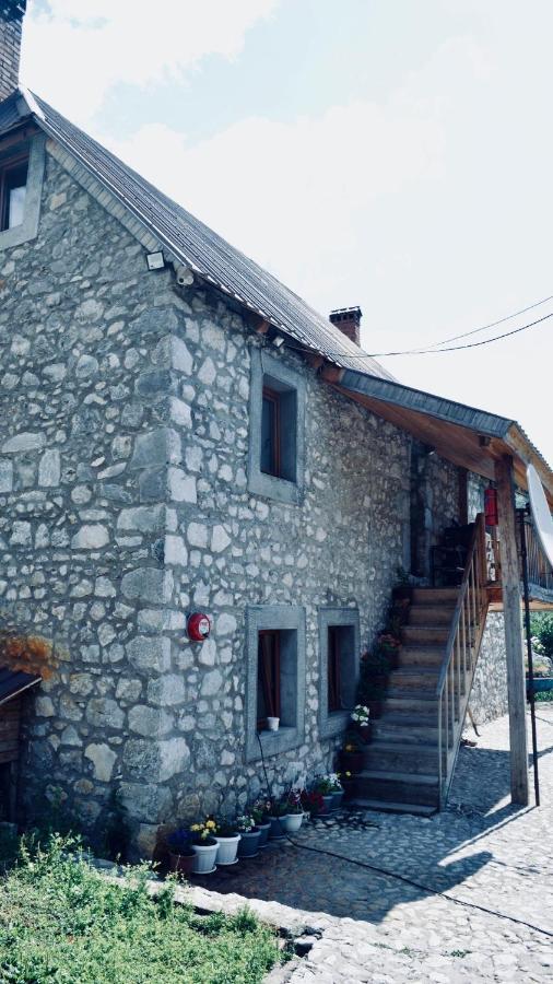 Guesthouse Kukaj Valbone Exterior photo