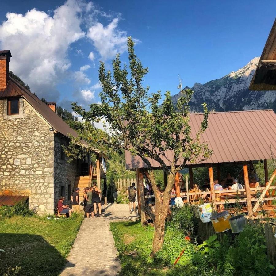 Guesthouse Kukaj Valbone Exterior photo